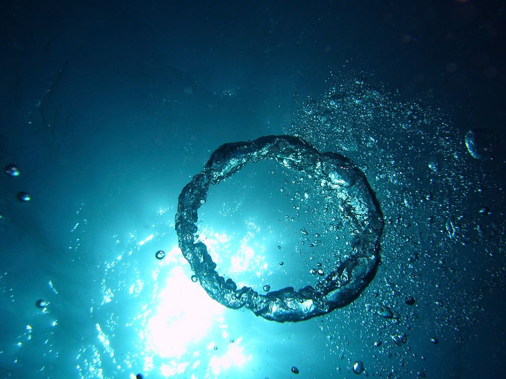 Ring bubble under water. Free publci domain CC0 photo.