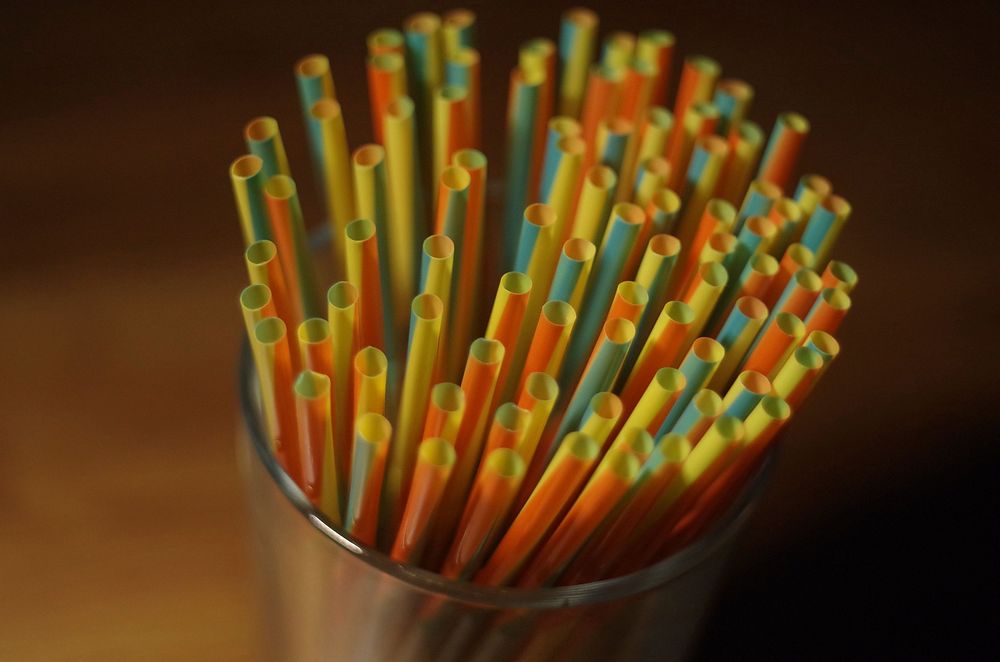 Free straws image, public domain CC0 photo.