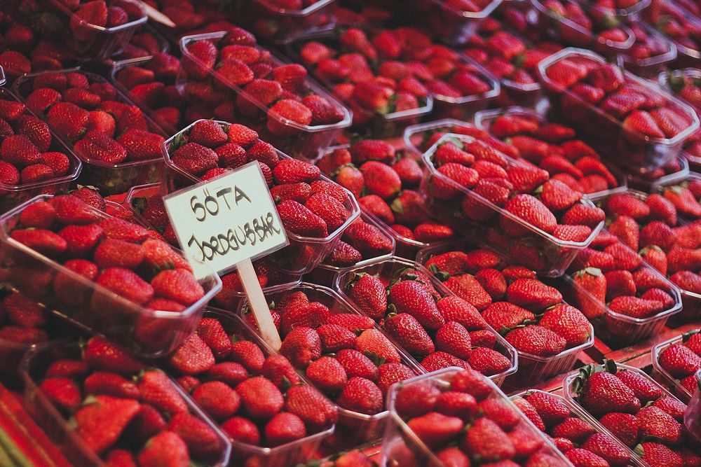 Free strawberry image, public domain fruit CC0 photo.
