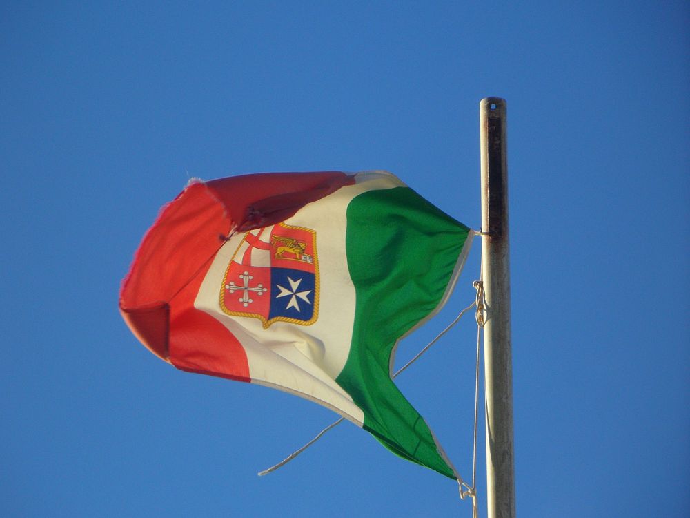 Italian flag. Free public domain CC0 image.