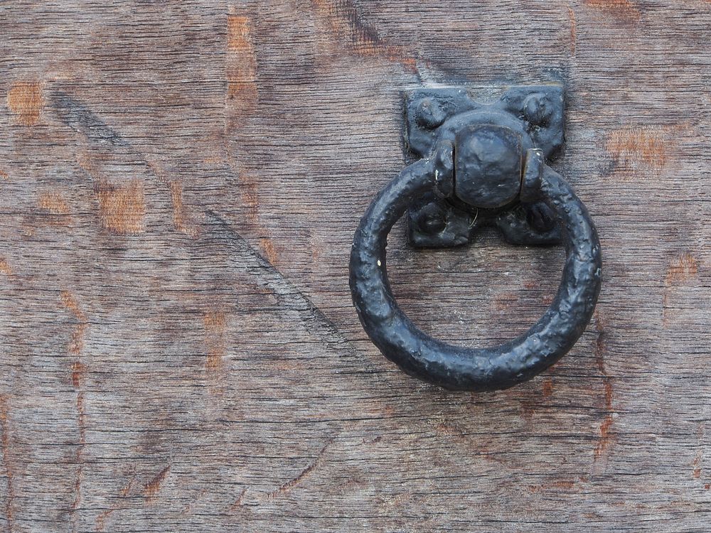 Iron door handle. Free public domain CC0 photo.