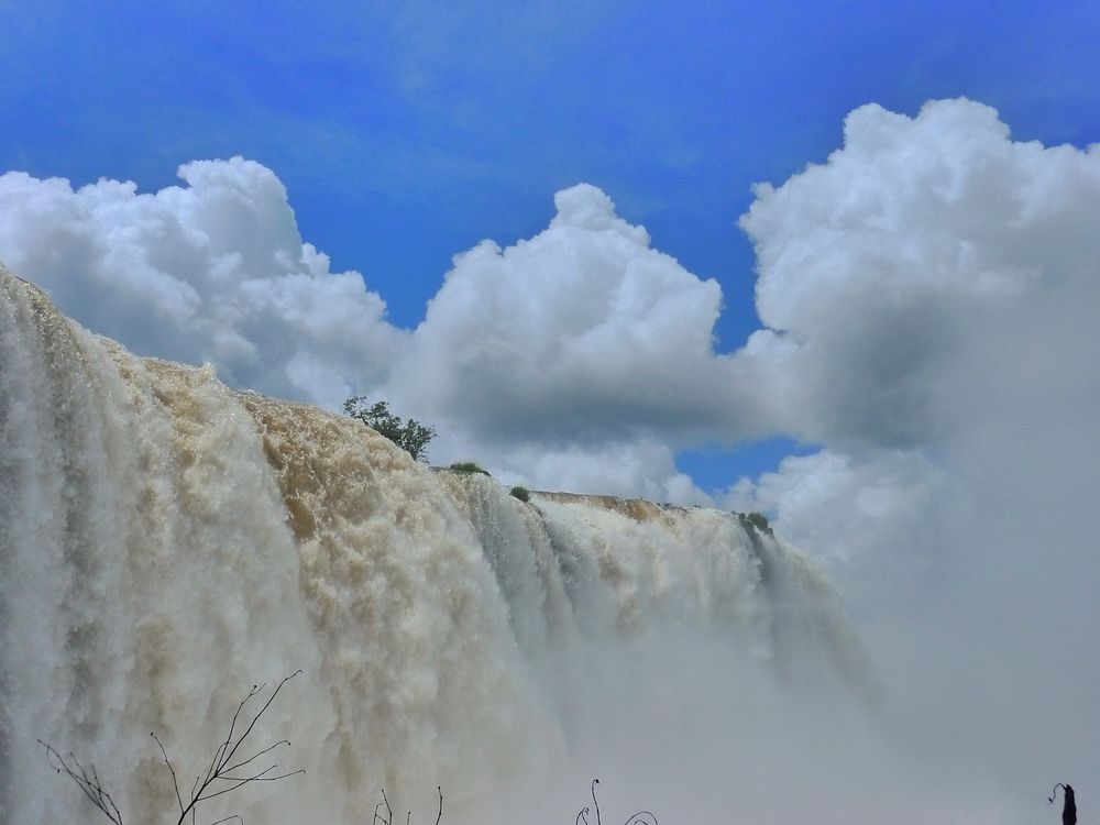 Iguazu waterfall in Argentina. Free public domain CC0 image.