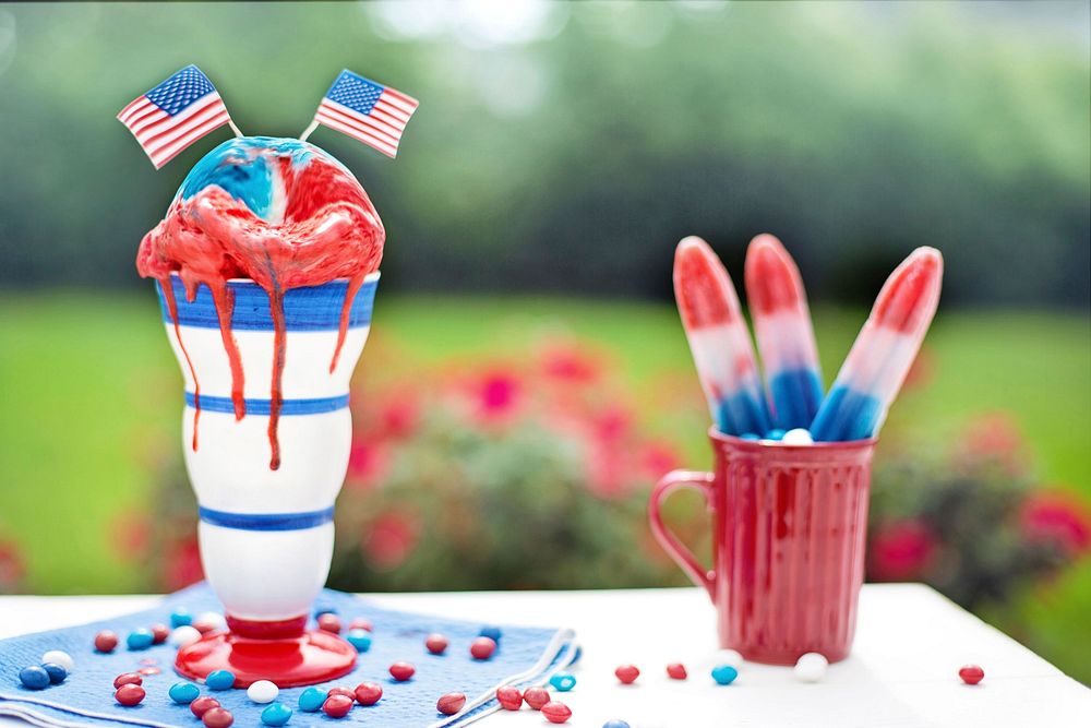 Fourth of July drinks. Free public domain CC0 image.
