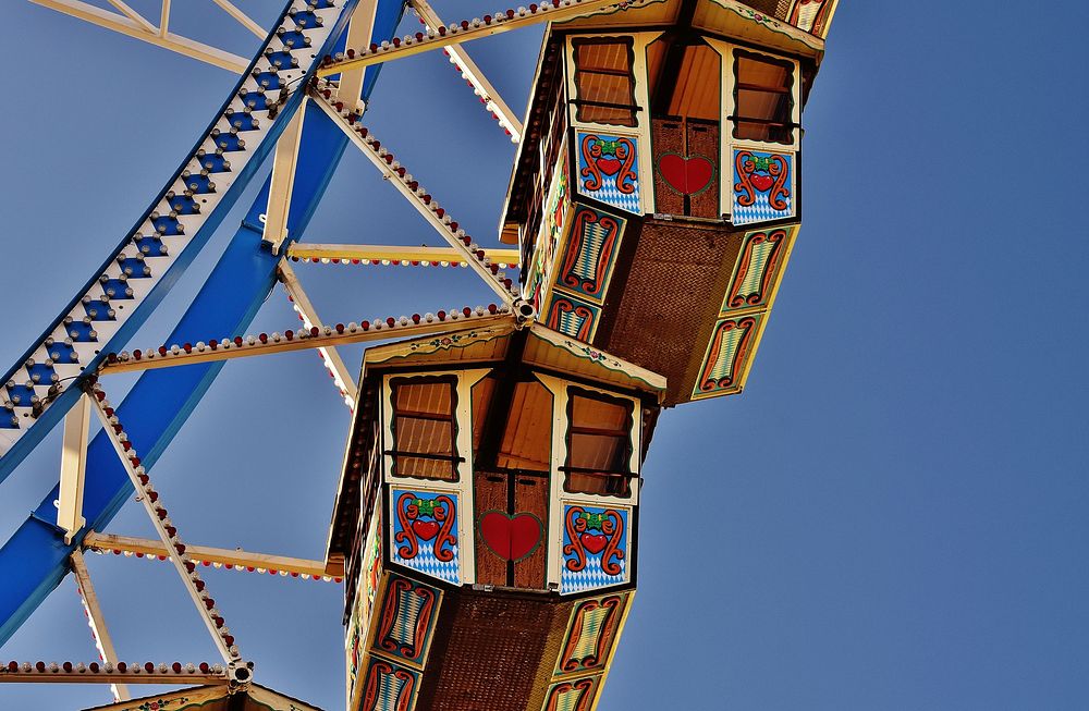 Ferris wheel. Free public domain CC0 image.