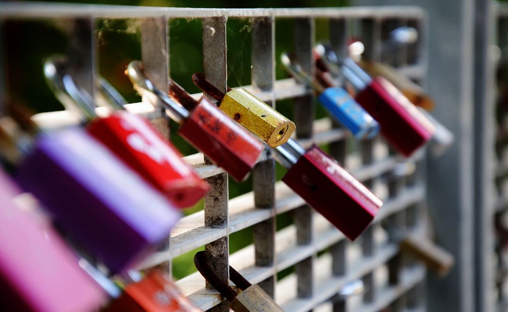 Love lock, romance padlock. Free public domain CC0 photo