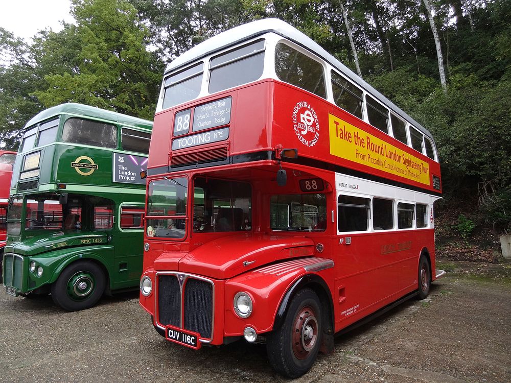 Double decker bus. Free public domain CC0 photo.
