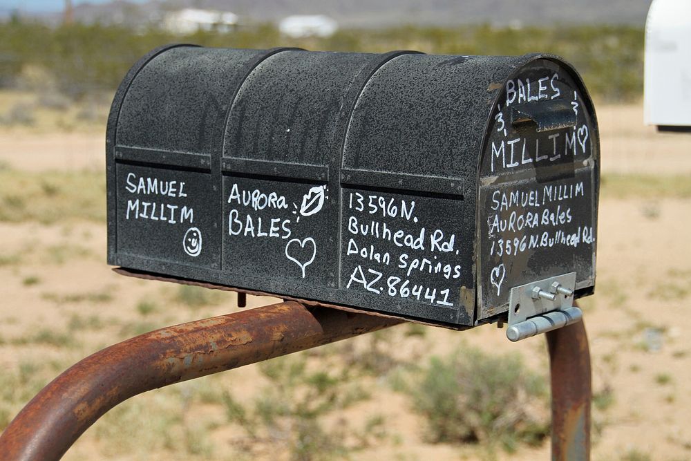 Vintage mailbox. Free public domain CC0 photo.