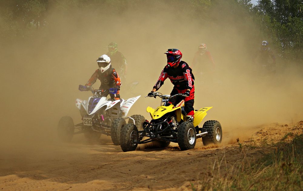 ATV race on dirt road. Free public domain CC0 photo