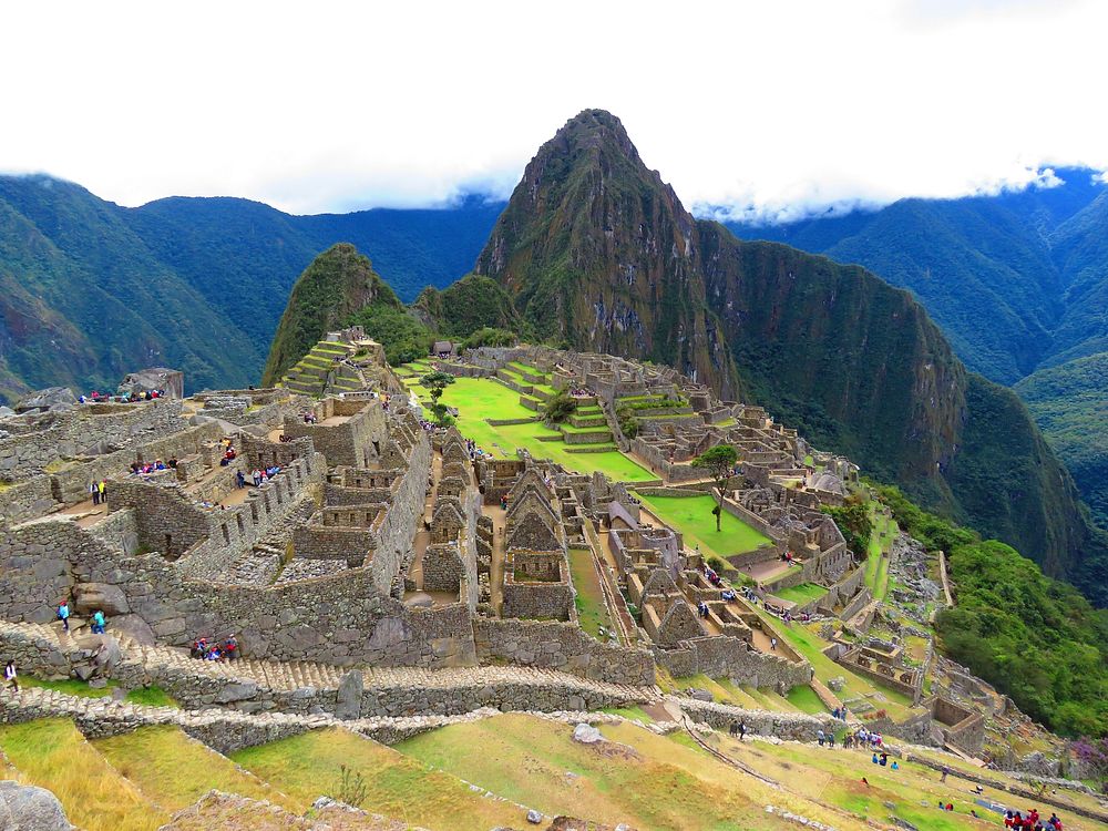 Machu Picchu, historical place in Peru. Free public domain CC0 photo.