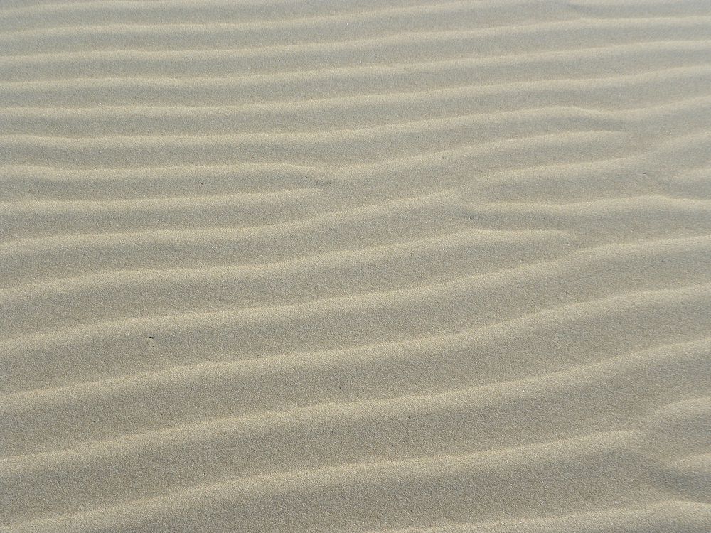 White sand texture. Free public domain CC0 photo