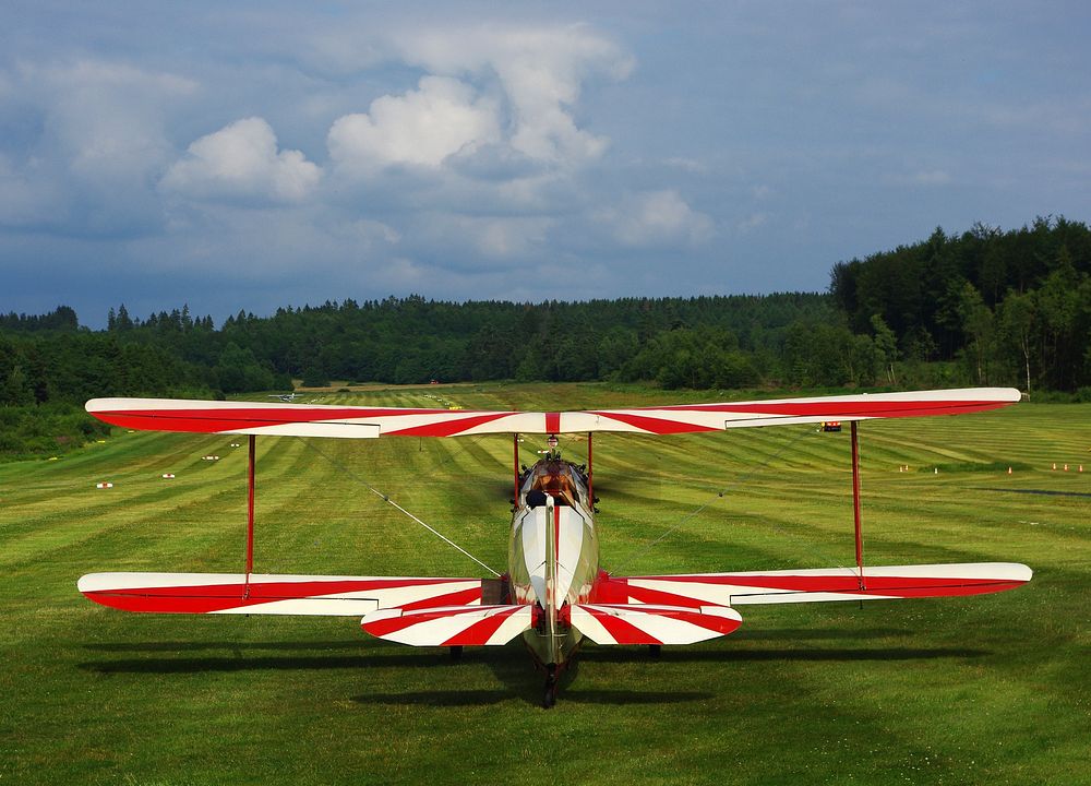 Biplane. Free public domain CC0 photo