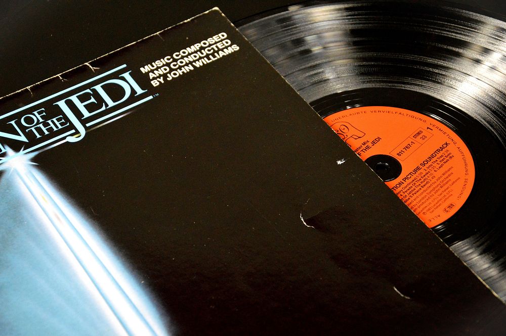 Vintage vinyl record. Free public domain CC0 image.