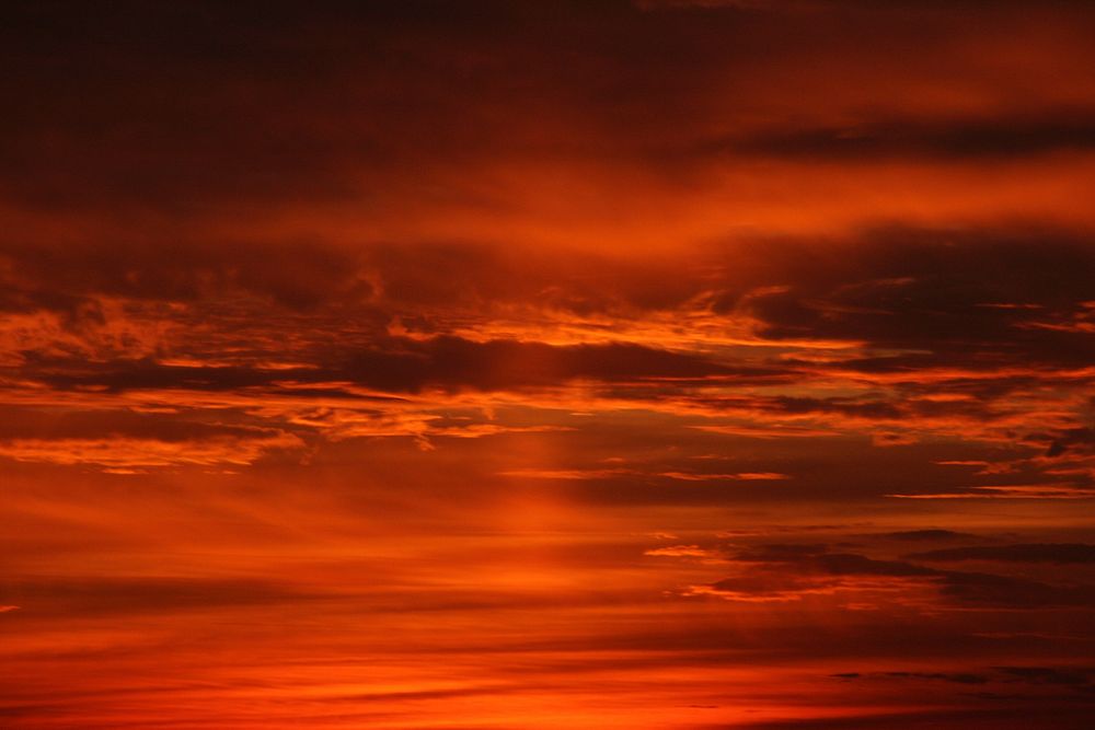 Sun setting sky background. Free public domain CC0 image.