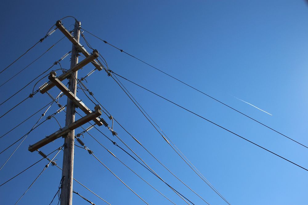 Electrical power lines in the city. Free public domain CC0 photo.