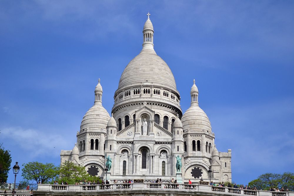 Basilica of the Sacred Heart, Montmartre, Paris, France. Free public domain CC0 image.