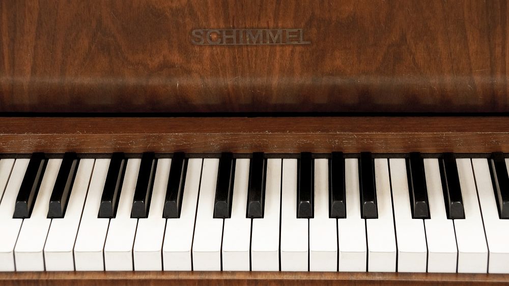 Schimmel acoustic piano, location unknown, 17 July 2015.