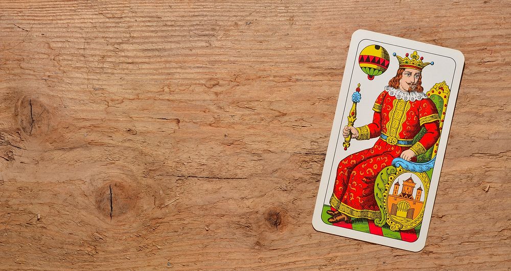 King playing card, gambling addiction. Free public domain CC0 photo.