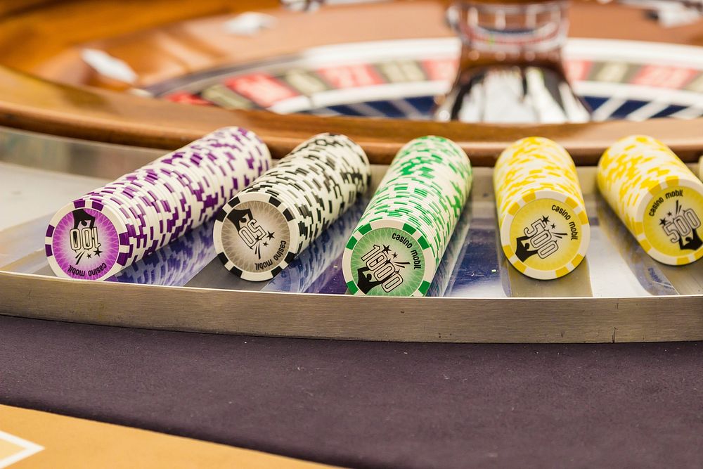 Roulette casino game, gambling addiction. Free public domain CC0 photo.