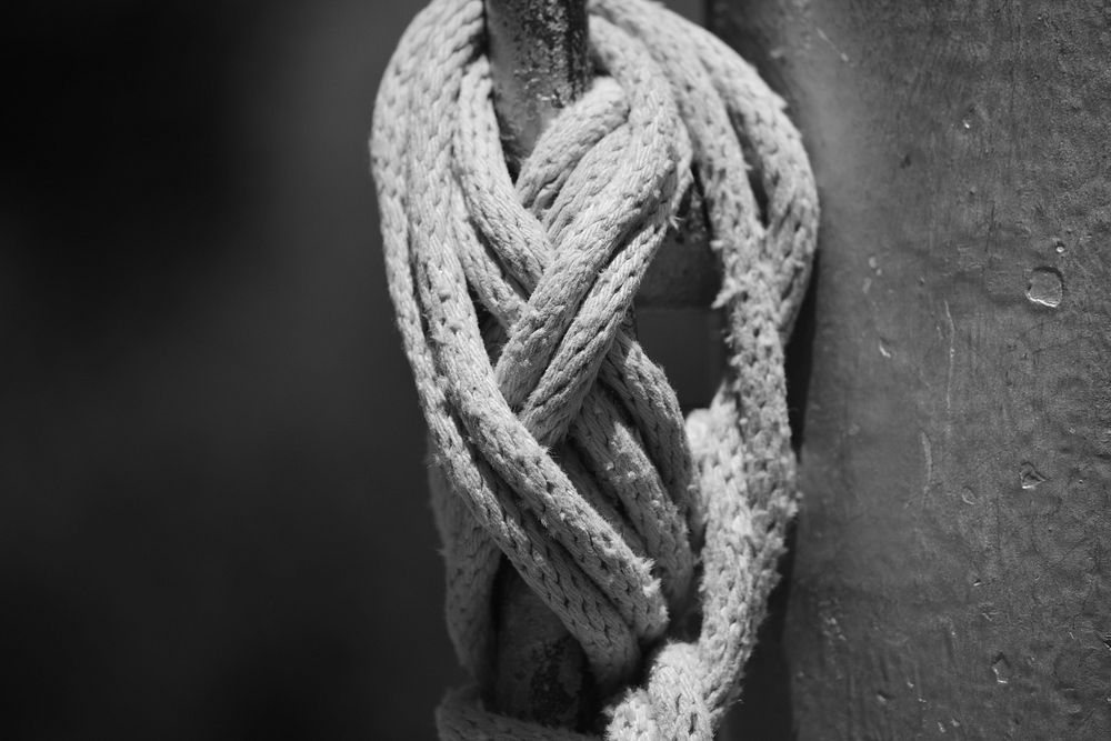Rope black and white photo. Free public domain CC0 image.