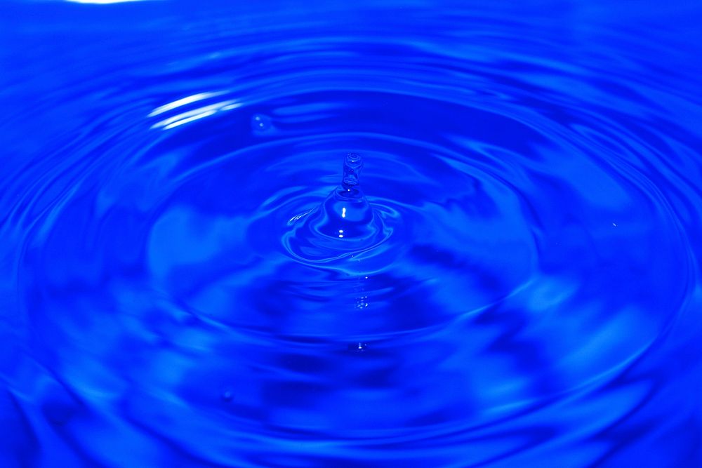 Waterdrop. Free public domain CC0 image.