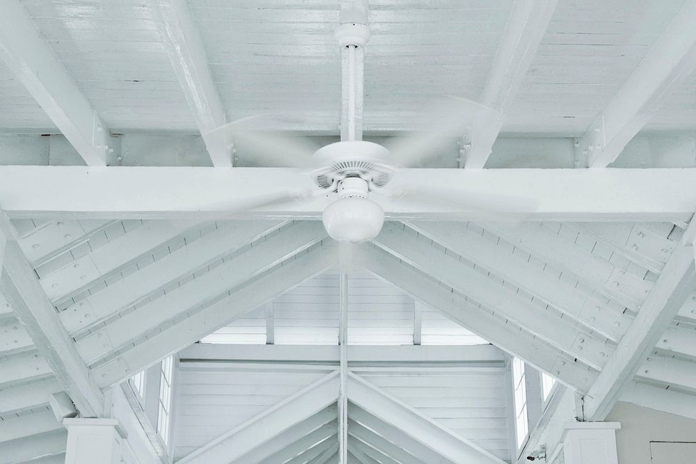 Ceiling fan. Free public domain CC0 photo.