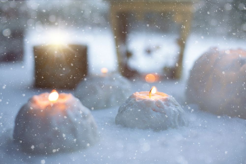 Snowball candle Christmas decoration. Free public domain CC0 image.