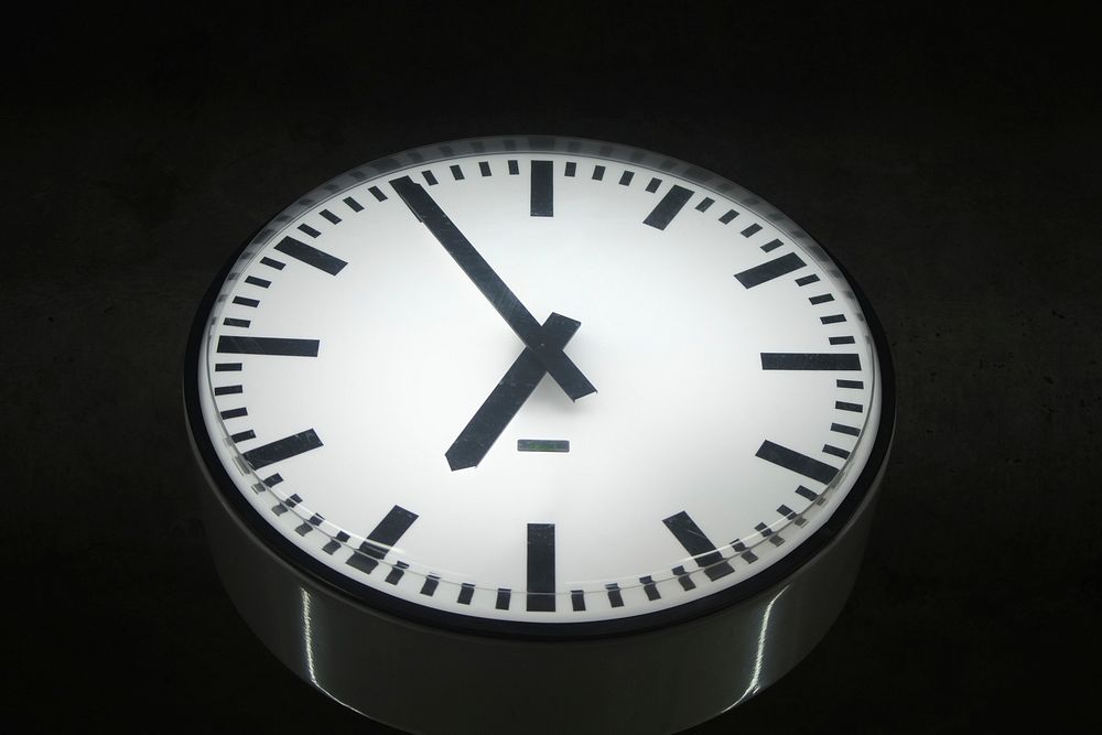 Clock close up, timepiece. Free public domain CC0 photo.
