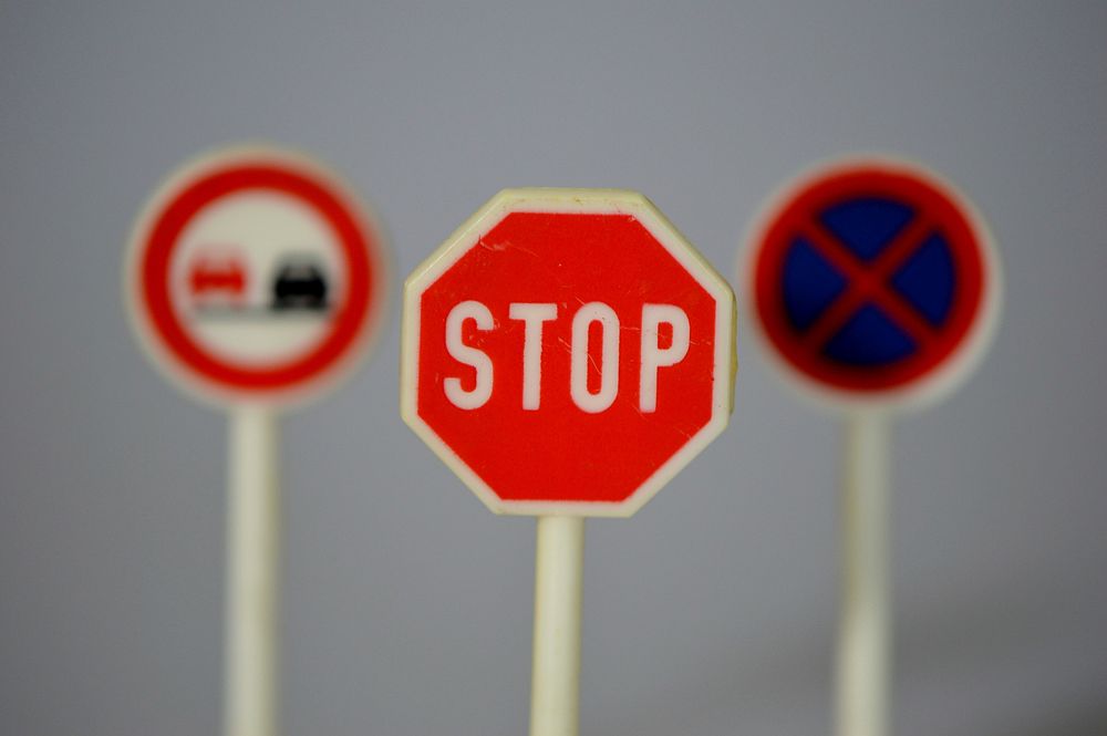 Traffic sign. Free public domain CC0 image