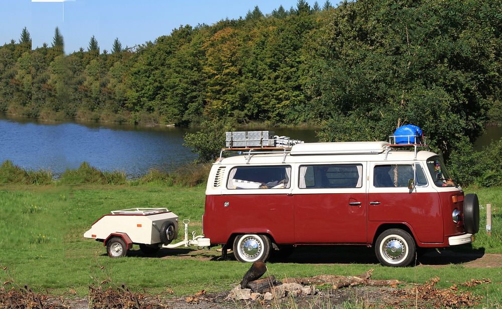 Campervan, travel concept vehicle. Free public domain CC0 photo.