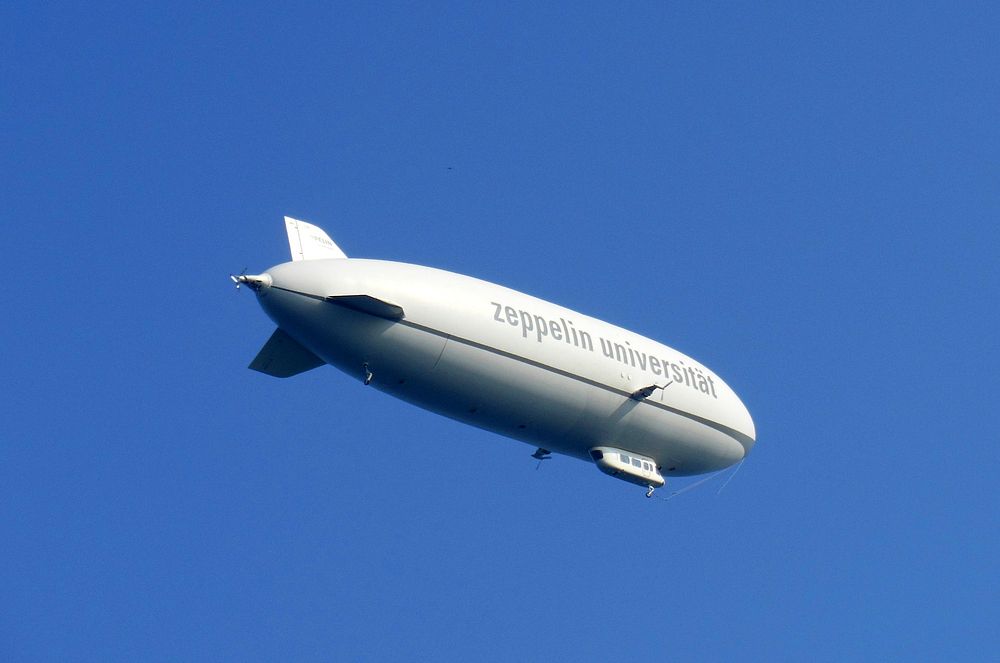 Airship. Free public domain CC0 photo