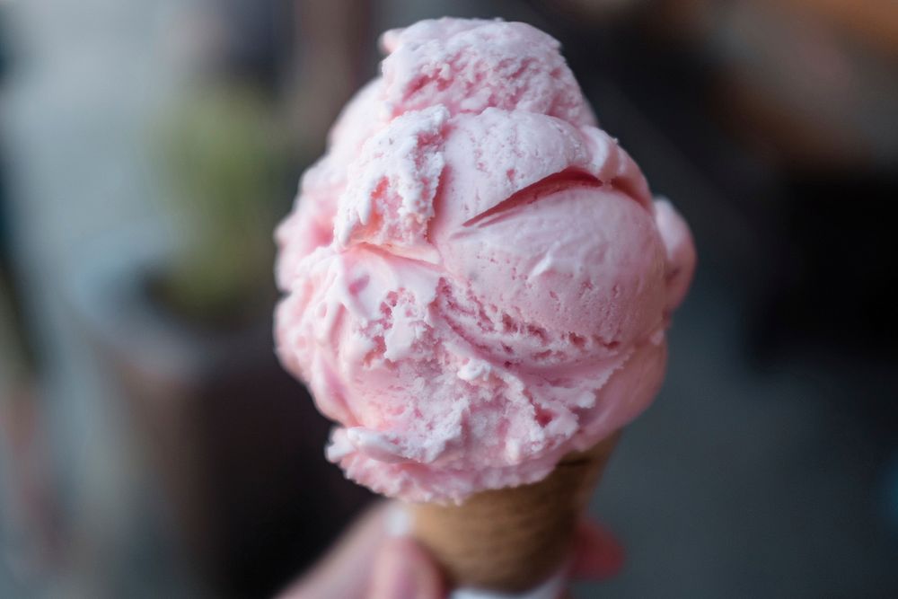Strawberry ice-cream cone image, free public domain CC0 photo.
