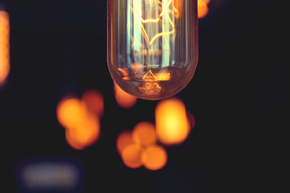 Free light bulb image, public domain electricity CC0 photo.
