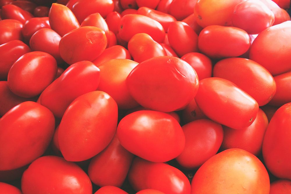 Free fresh red tomatoes background image, public domain vegetables CC0 photo.
