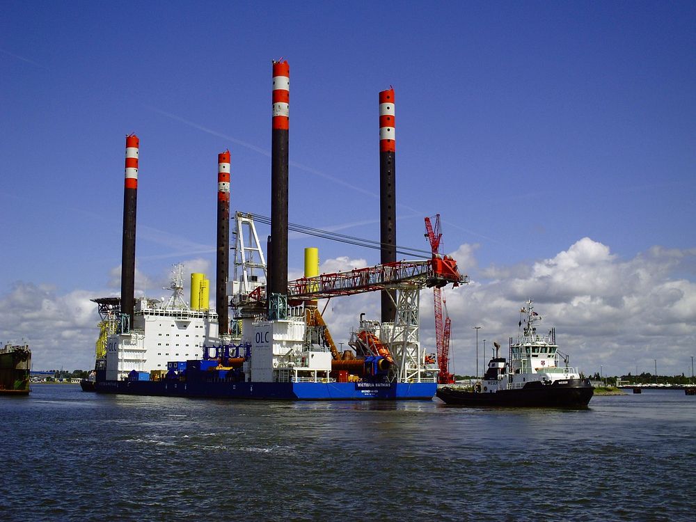 Free cargo port photo, public domain ship CC0 image.