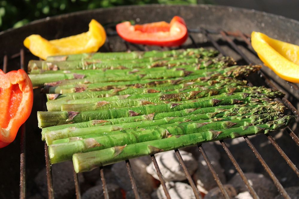 Free asparagus vegetable image, public domain food CC0 photo.