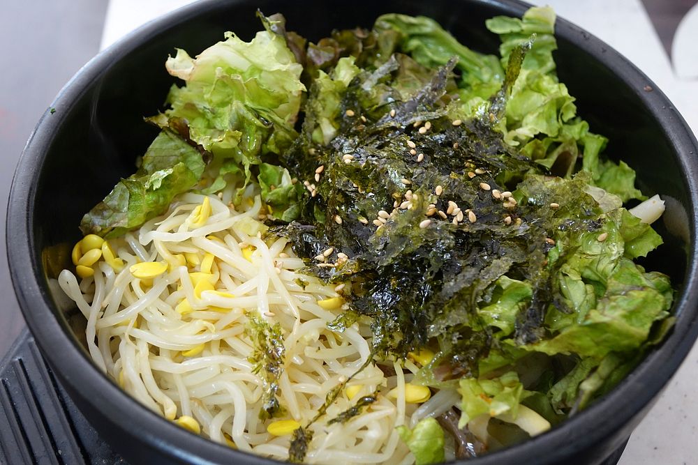 Free Korean bibimbap image, public domain food CC0 photo.