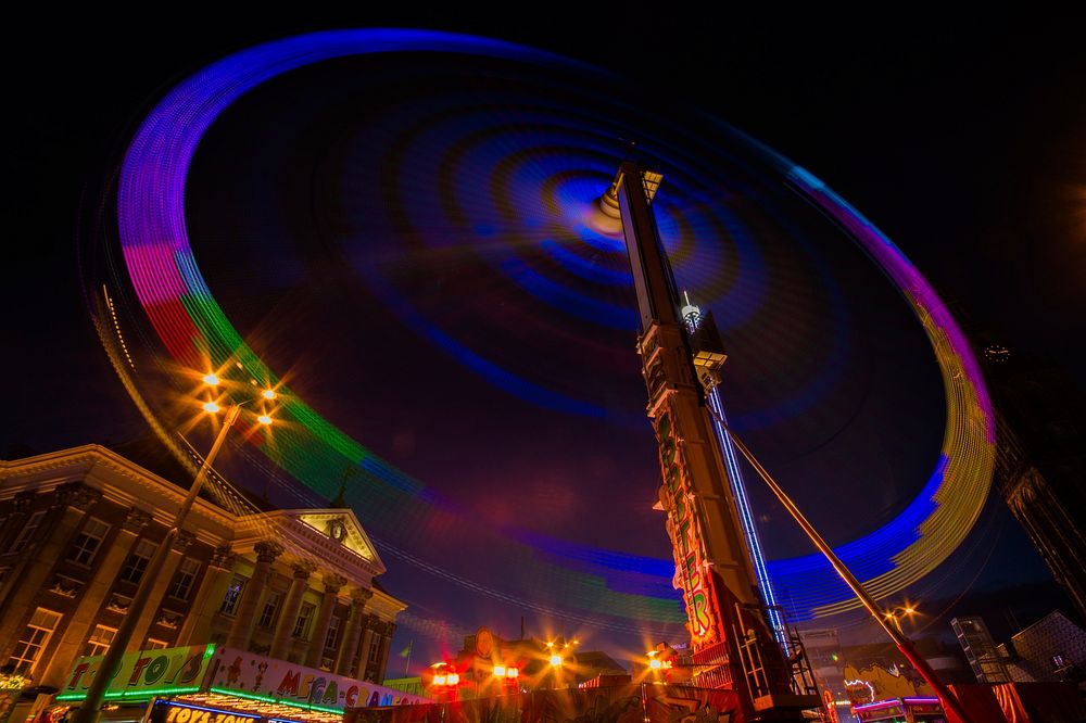 Free ferris wheel image, public domain amusement park CC0 photo.