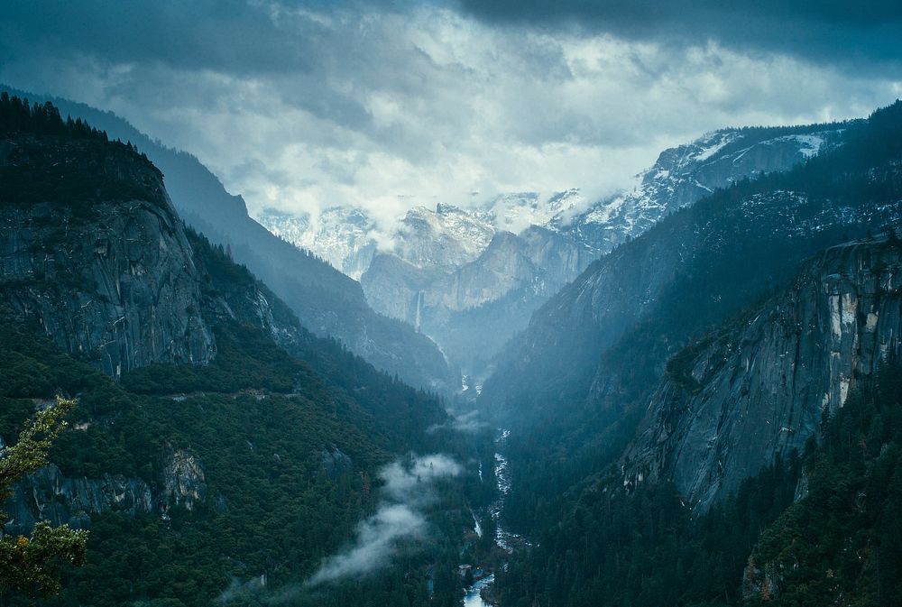 Free Yosemite national park image, public domain nature CC0 photo.