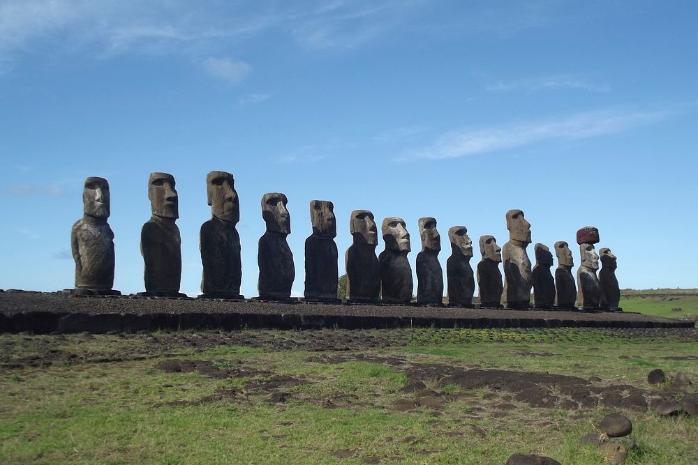 Free Easter Island Rapa Nui image, public domain history photo.