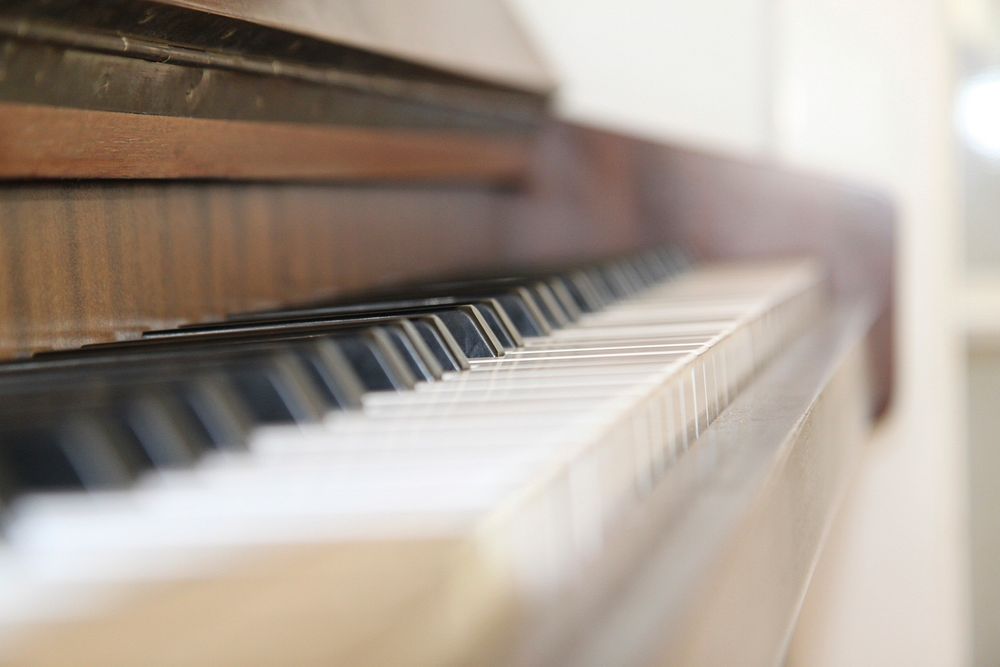 Free piano image, public domain music instrument CC0 photo.