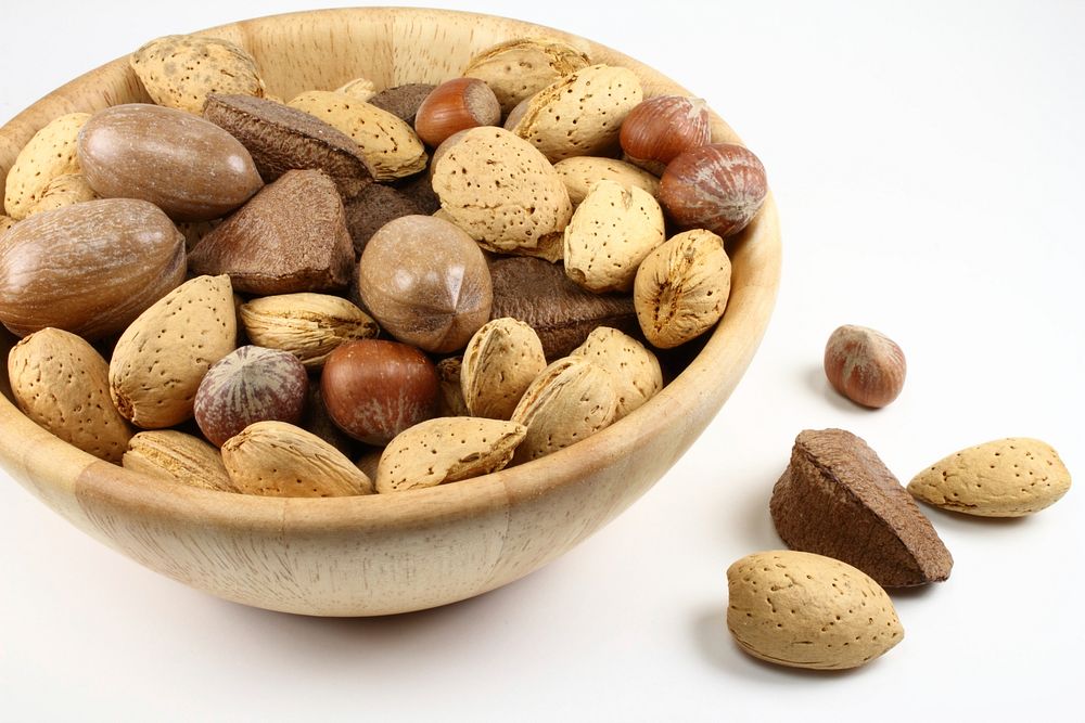 Free mixed nuts in shell image, public domain nuts CC0 photo.