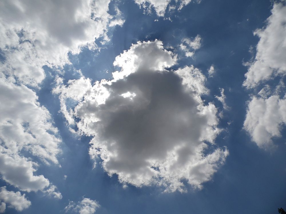 Beautiful cloud scenery photo, free public domain CC0 image