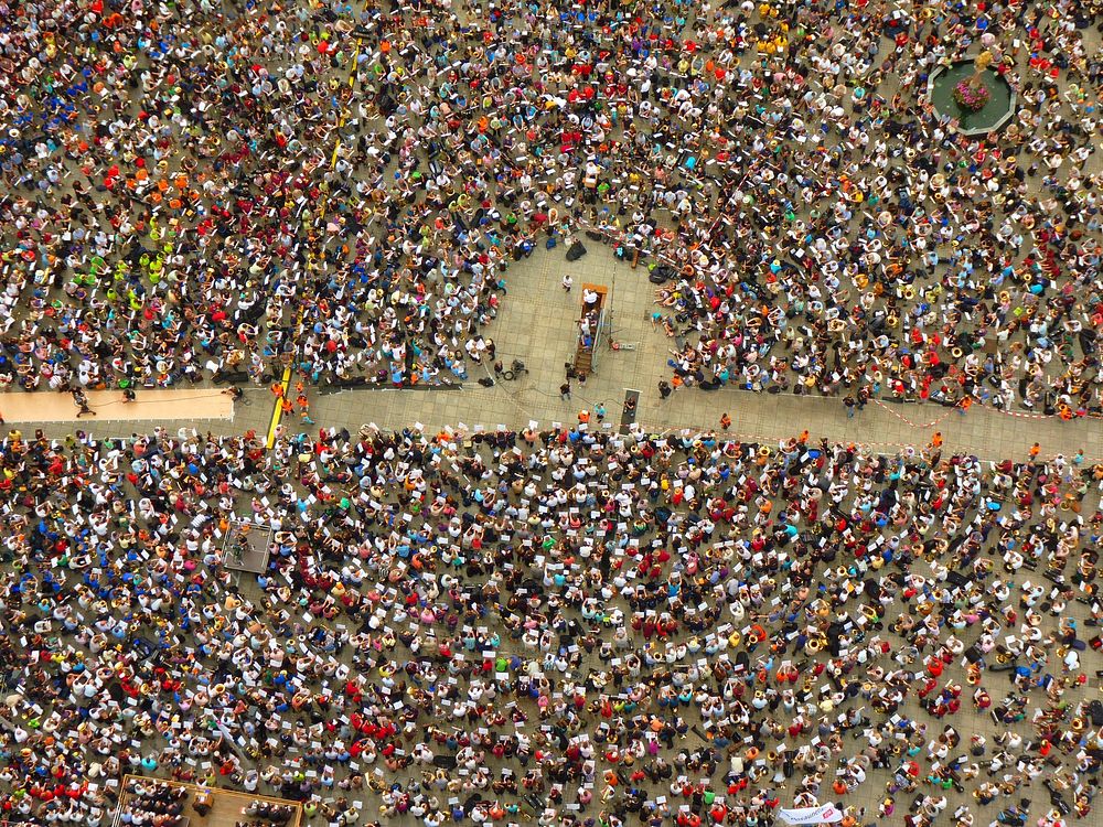 Free crowd mass image, public domain CC0 photo.
