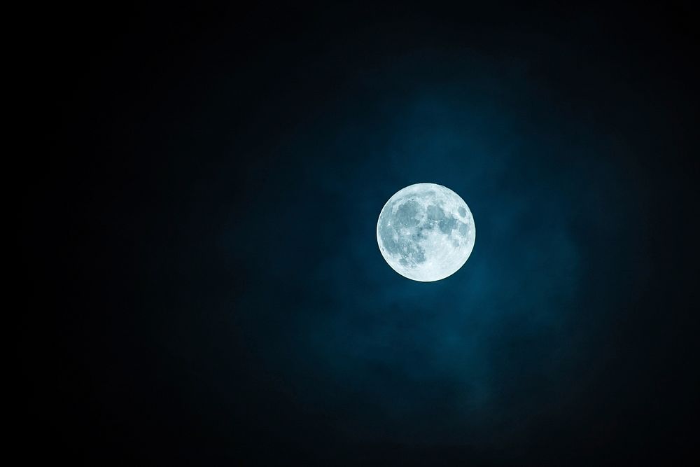 Free full moon image, public domain night sky CC0 photo.