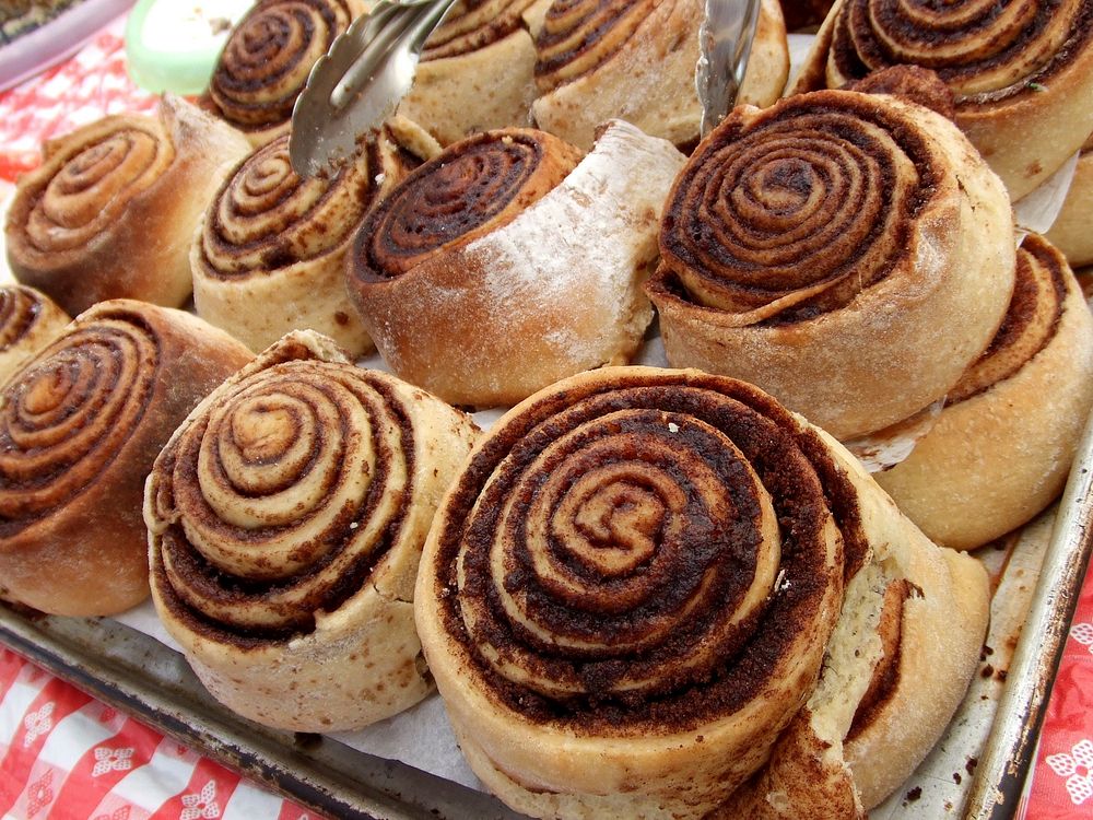 Free cinnamon rolls image, public domain food CC0 photo.