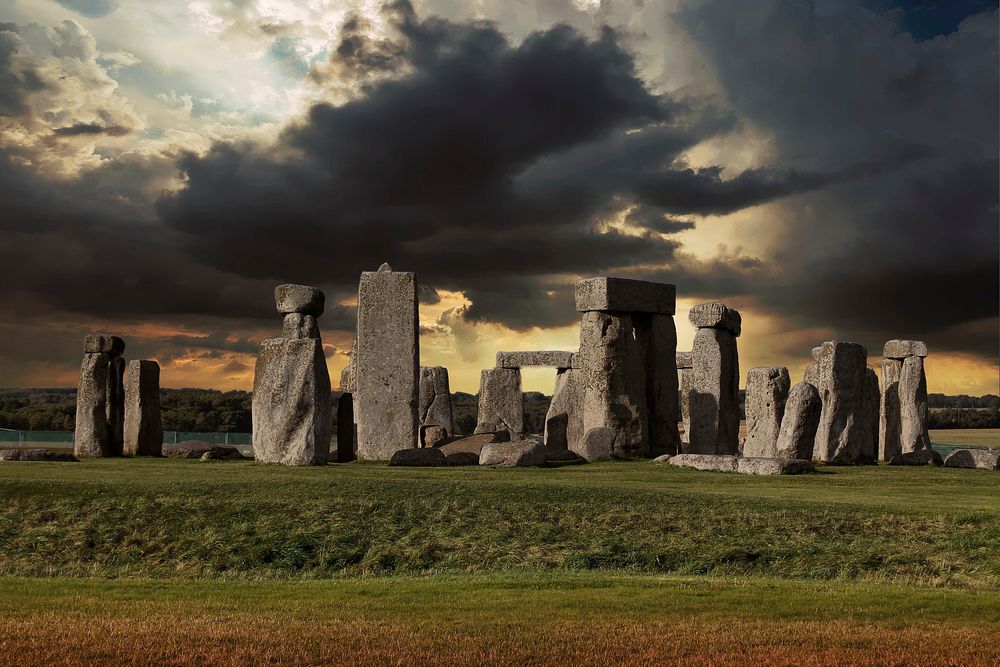 Free Stonehenge image, public domain United Kingdom CC0 photo.