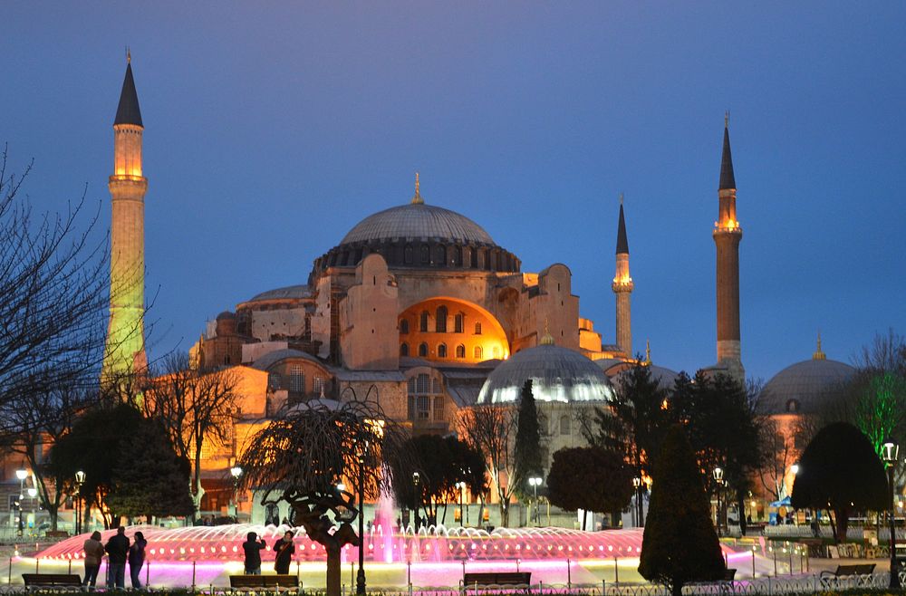 Free Hagia Sophia image, public domain CC0 photo.