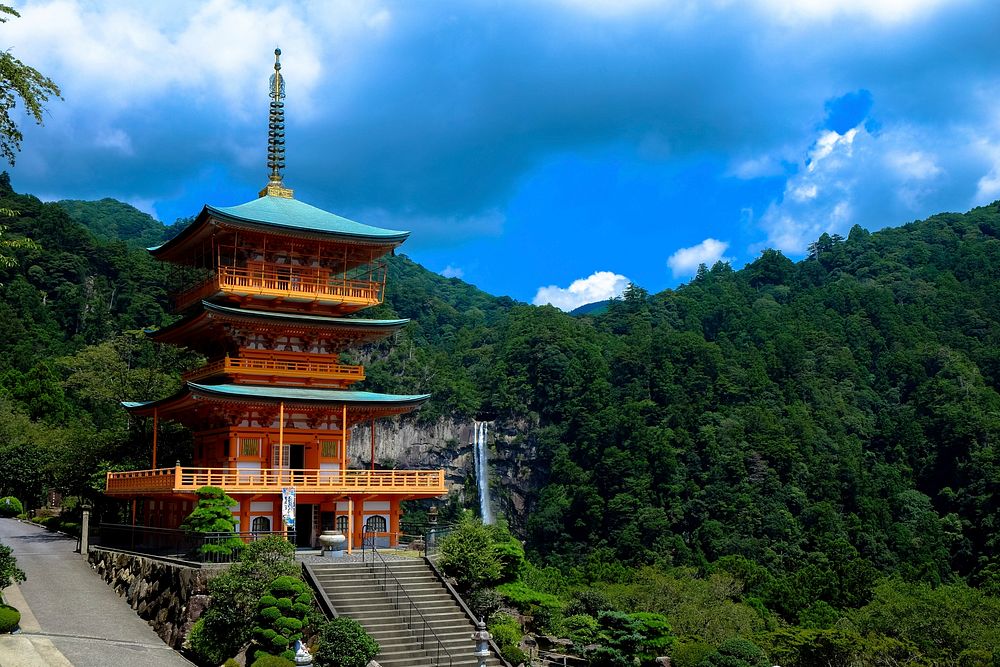 Free Kumano-Nachi Taisha image, public domain travel CC0 photo.