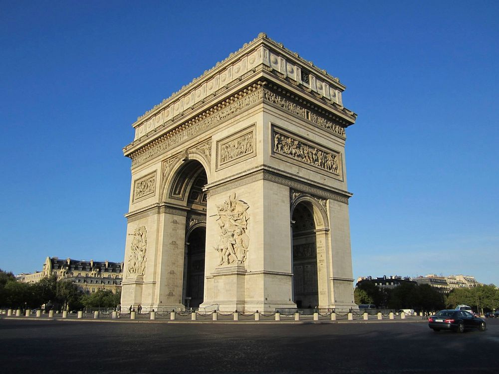 Arc de Triomphe in Paris. Free public domain CC0 photo.
