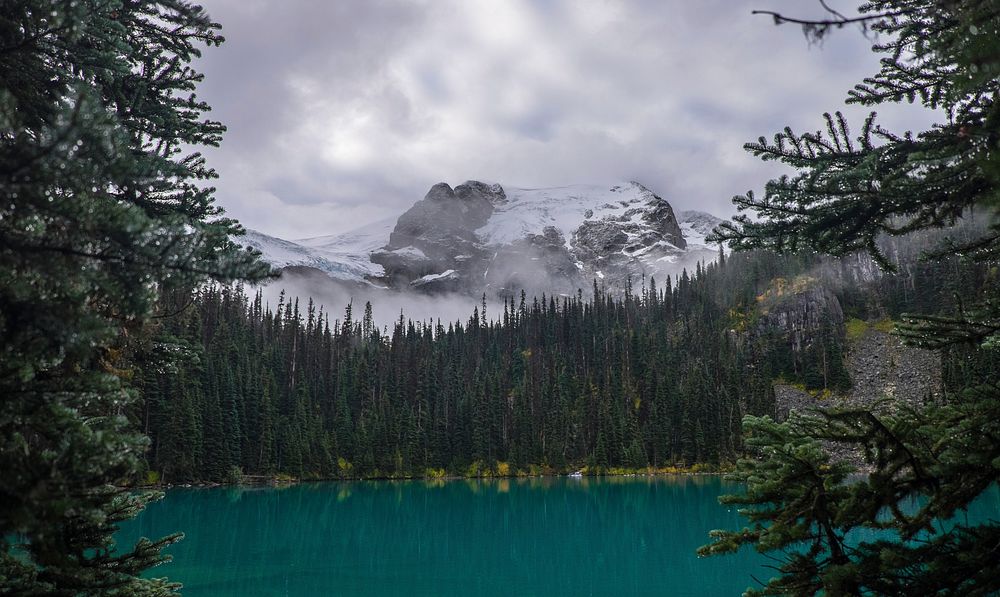 Free Joffre Lakes Provincial Park image, public domain nature CC0 photo.